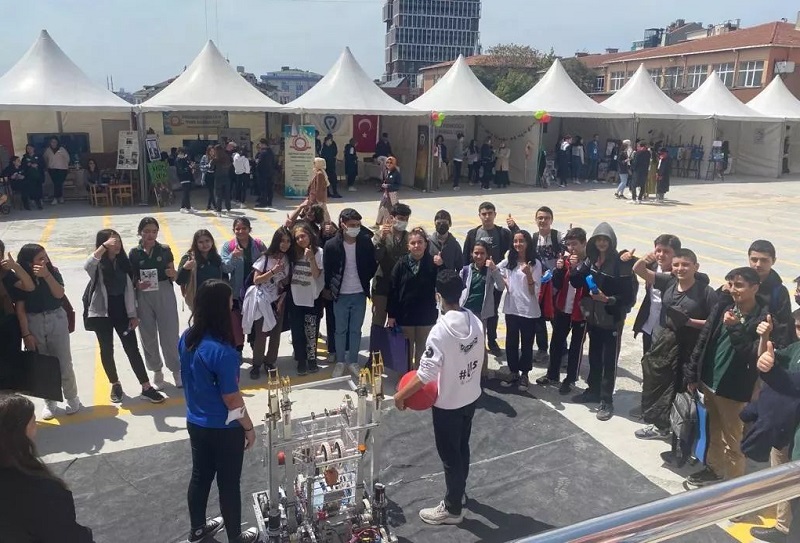 Türkiye’de Bir İlk! Meslek Liseleri Tanıtım Günleri Kağıthane’de Başladı