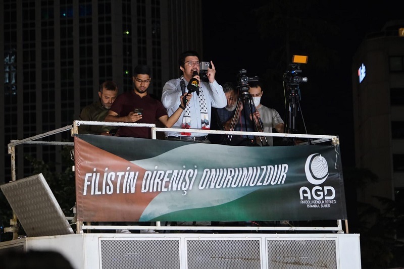Filistin Yalnız Değildir! Gazze Asla Teslim Olmayacaktır