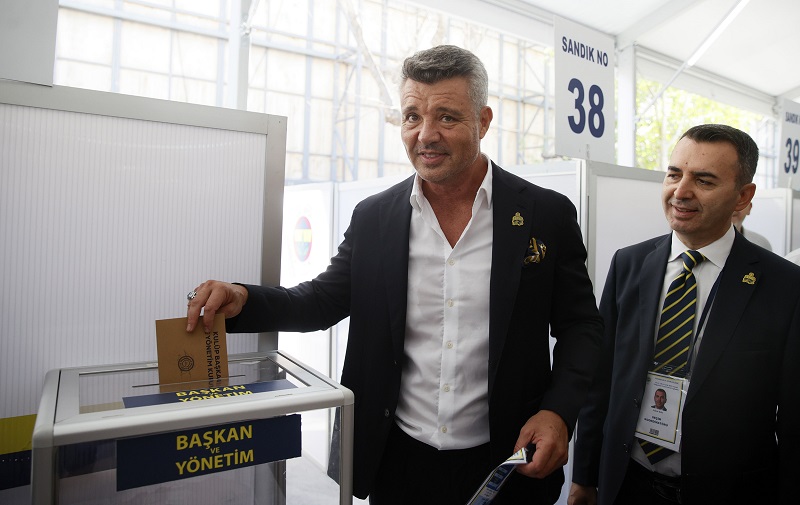 Fenerbahçe’nin Yeni Başkanı Sadettin SARAN Oldu