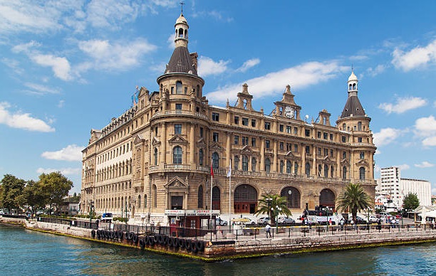 Haydarpaşa’da Tarih ve Sanat Buluşuyor: Gar Dönüşüyor!