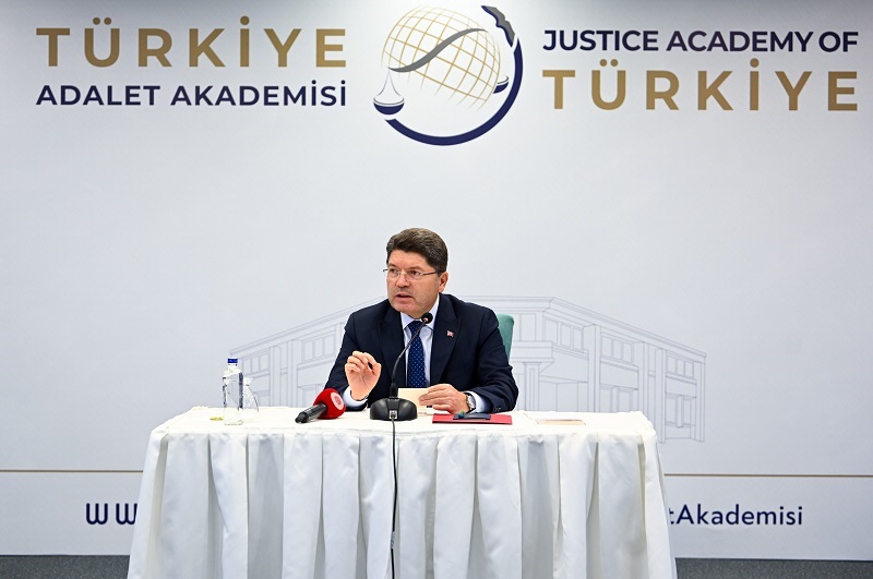 ADALET BAKANI YILMAZ TUNÇ DUYURDU: TEMYİZ VE İSTİNAF SÜREÇLERİ 6 AYDA SONUÇLANACAK