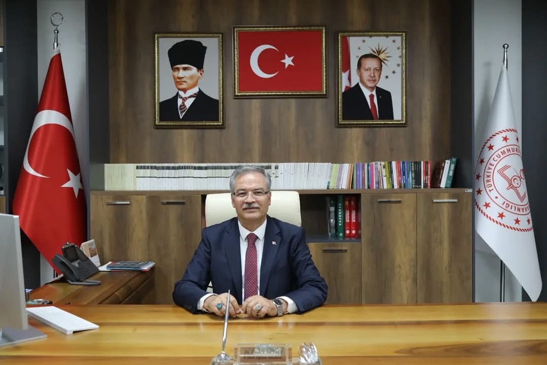 Dr. Önder Arpacı, Gaziantep İl Millî Eğitim Müdürü Olarak Göreve Başladı