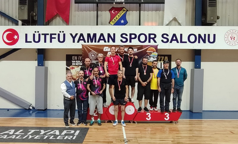 Fatih Kaymakamlığı Sporcuları, Kamu Oyunları Masa Tenisi Turnuvası’nda Bölge İkincisi Oldu!