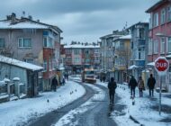 Kağıthane’de Buzlanma Alarmı: Okullar Tatil Edildi!