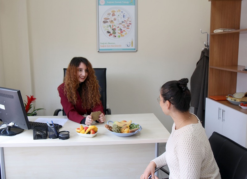 Uzmanından Kritik Uyarı: Kanser Tedavisinde Doğru Beslenme İhmale Gelmez!