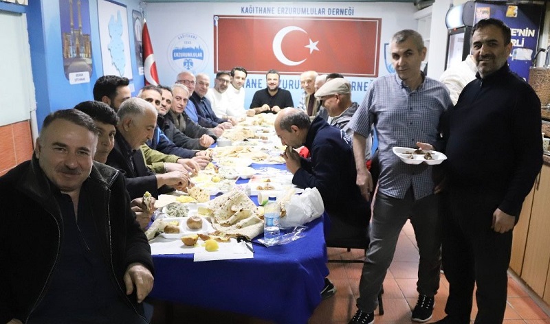 Kağıthane’de Erzurum Ruhu: Geleneksel Herfene Buluşması Dualarla Gerçekleşti