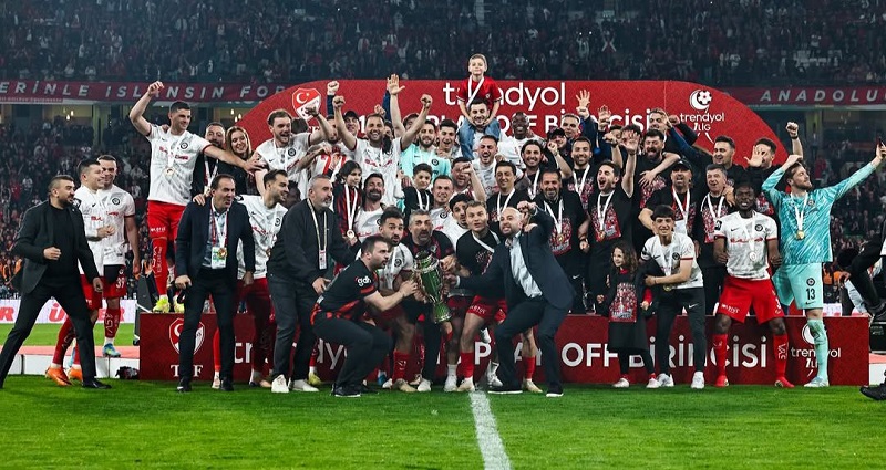 Çorum FK Tarihi Zaferle Süper Lig’de