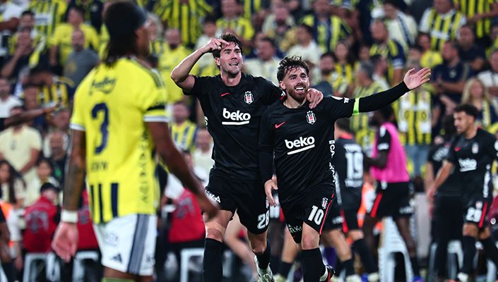 Derbinin Galibi Beşiktaş! Fenerbahçe’yi deplasmanda Vlahovic yıktı